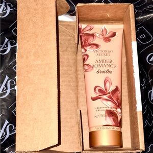 Victoria's Secret Amber Romance Brulee Fragrance Body Lotion Moisturizer 8 oz